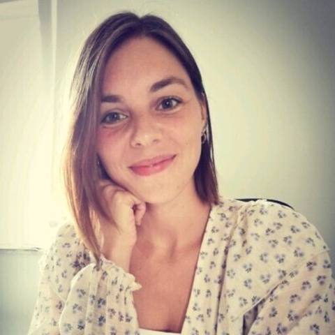 julie.bruneau.jpg